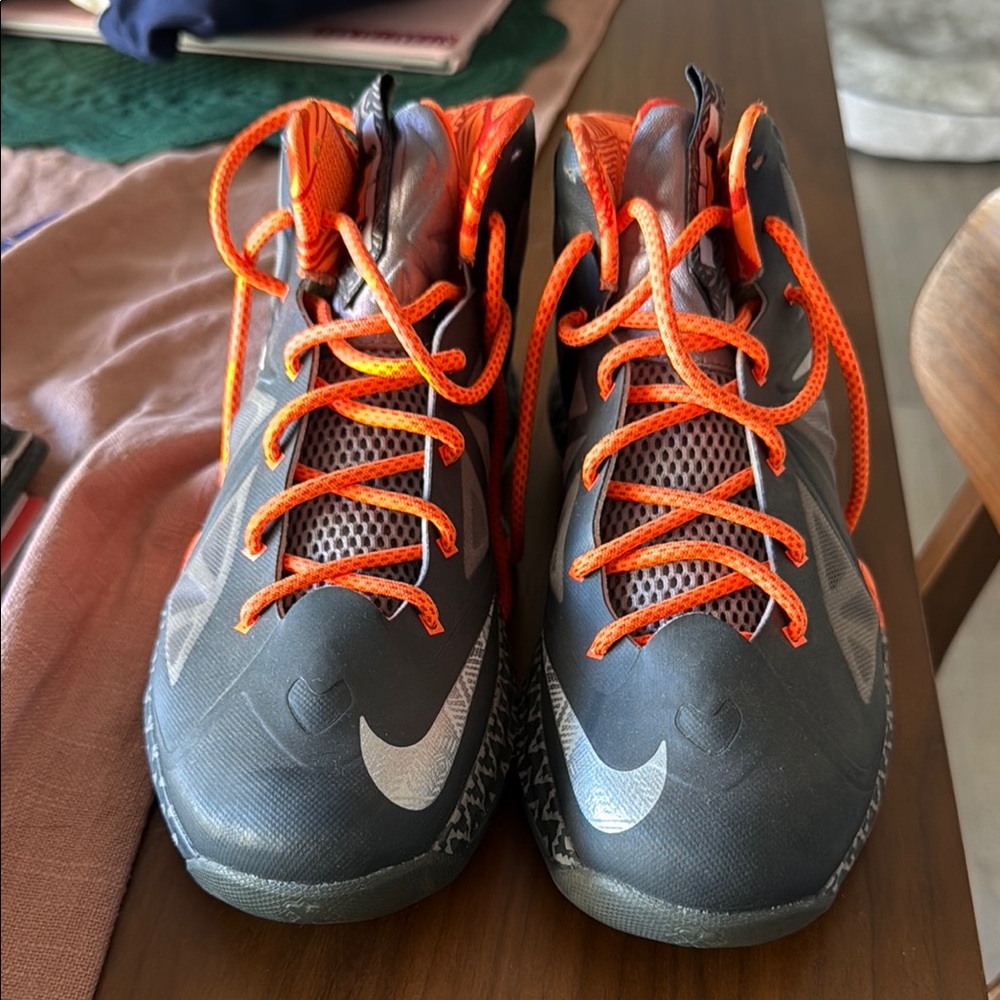 LeBron 10 BHM